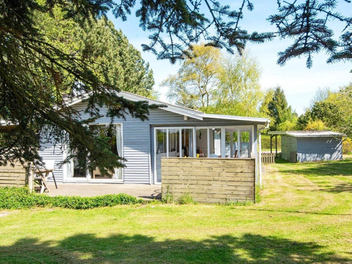 5 Person Holiday Home In Odder Exterior foto